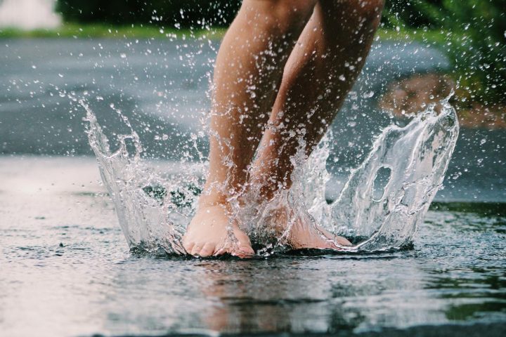 splash of water