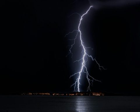 lightning strike on city