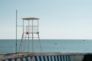 lifeguard chair by the sea